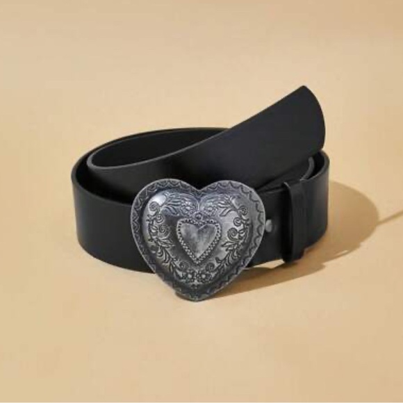 unbranded Accessories - Black Leather Belt with Silver Heart Buckle